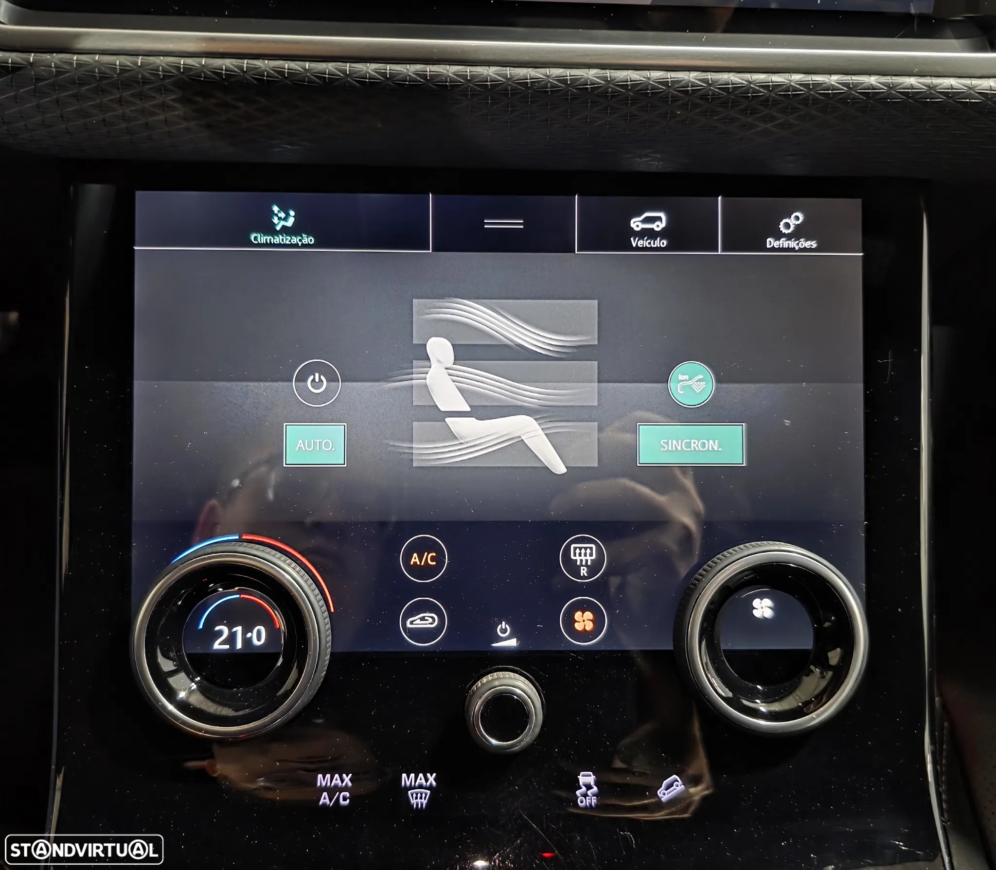 Land Rover Range Rover Velar 2.0 D R-Dynamic HSE - 22