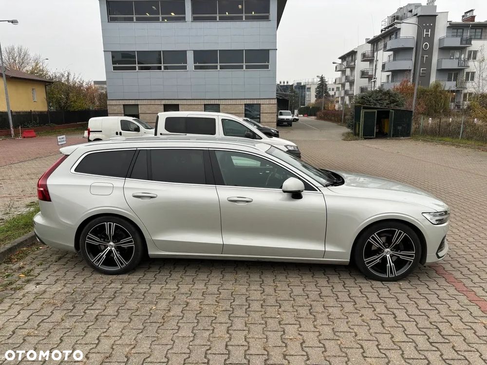 Volvo V60 D4 - 3