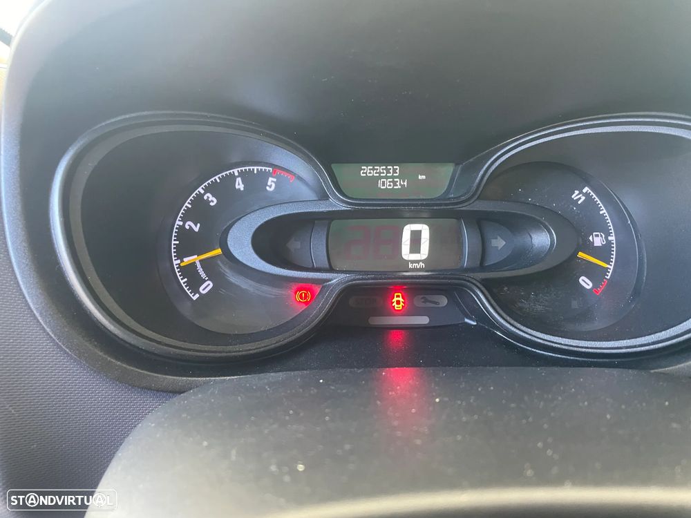 Opel Vivaro 1.6 DCI IVA DEDUTIVEL - 15
