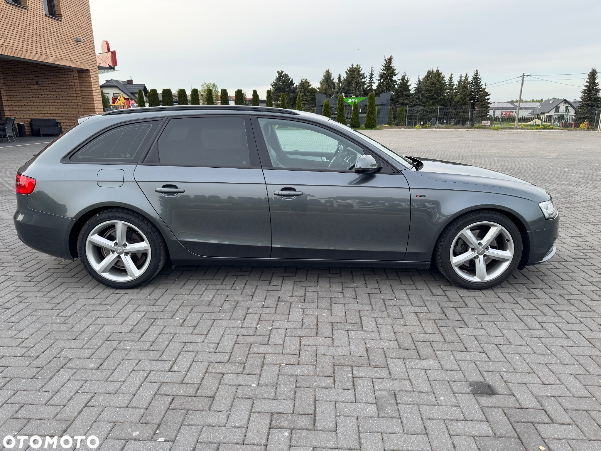 Audi A4 Avant 2.0 TDI DPF S line Sportpaket - 6