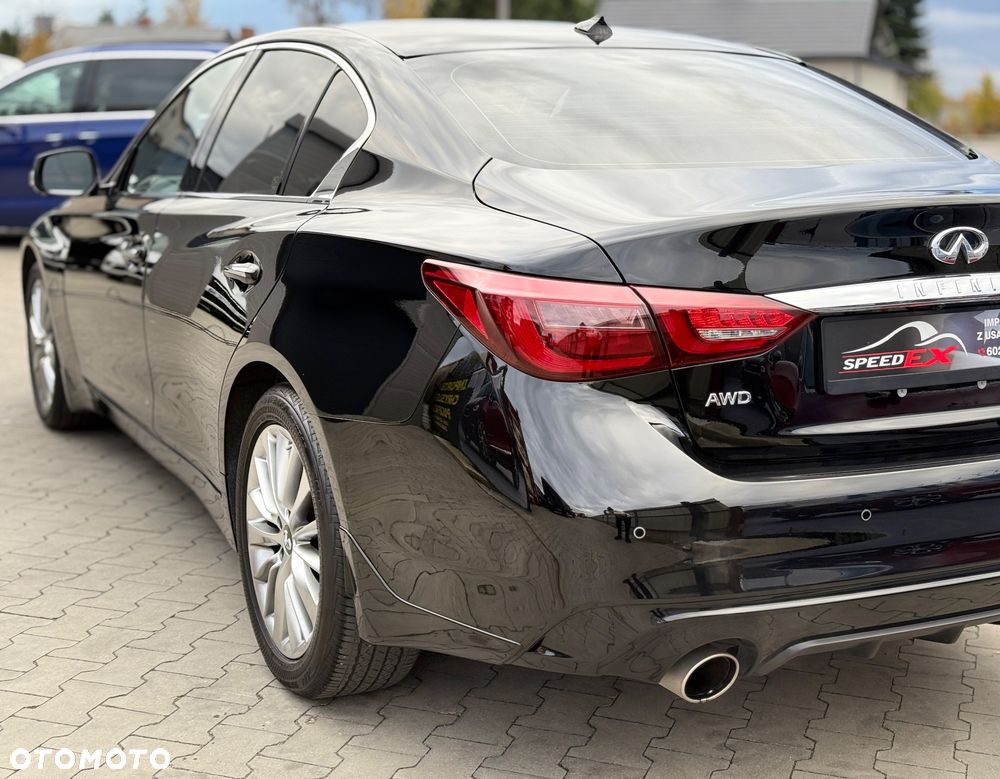 Infiniti Q50 - 11