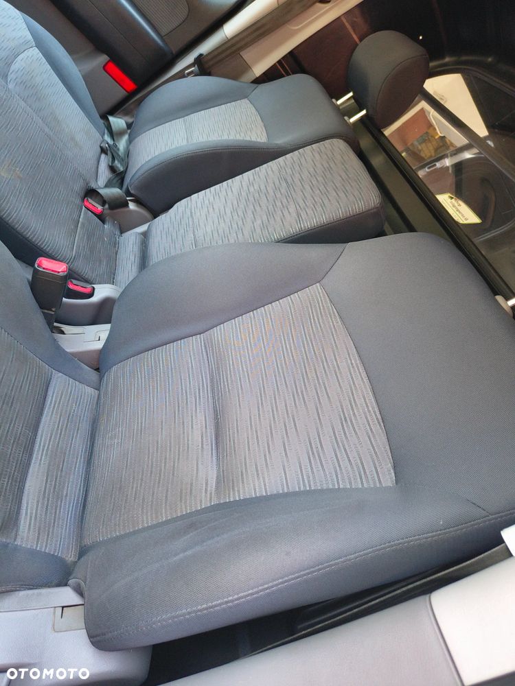 Hyundai H100 - 15