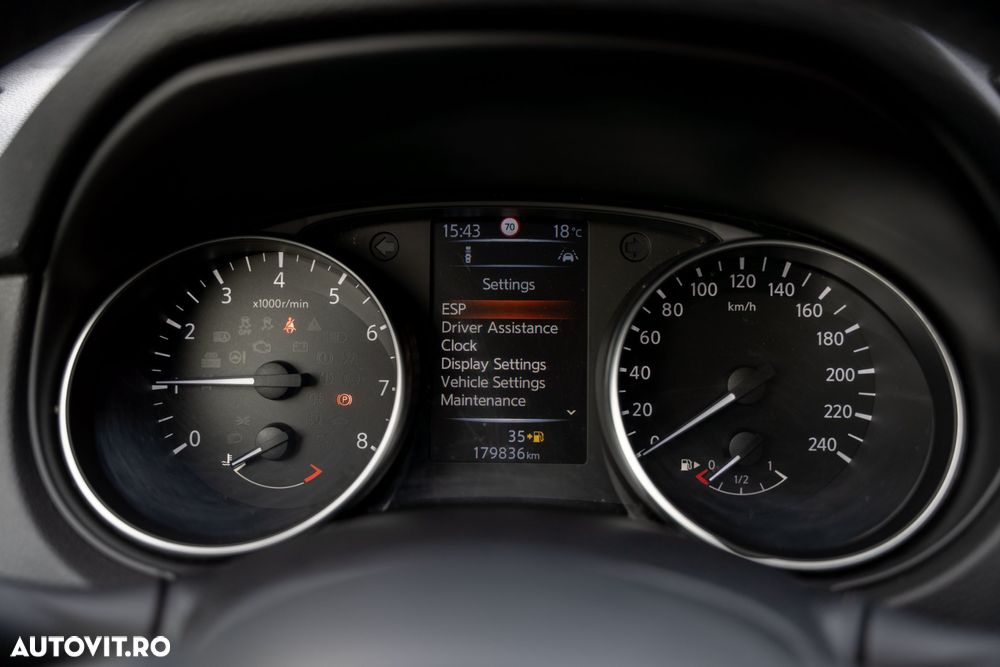 Nissan Qashqai 1.6 DIG-T N-Connecta - 26