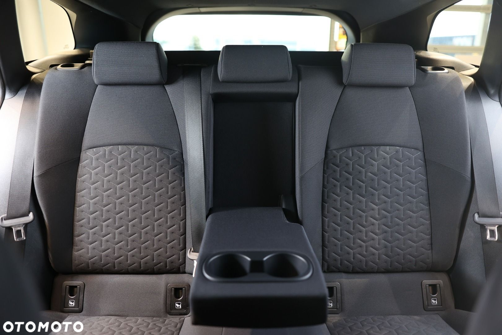 Toyota Corolla - 17
