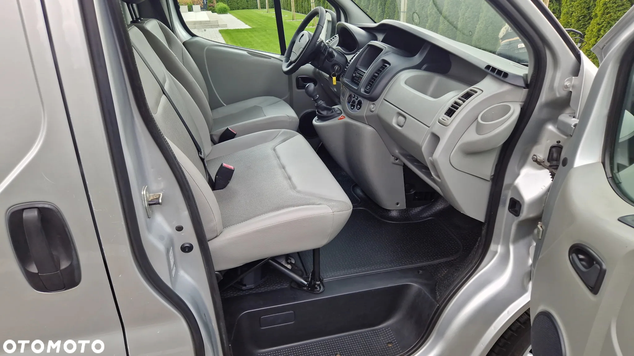 Opel Vivaro - 14
