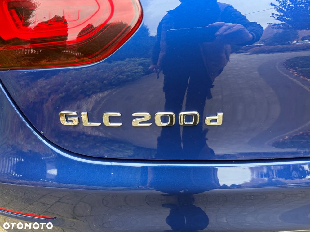 Mercedes-Benz GLC 200 d 4Matic 9G-TRONIC AMG Line - 23