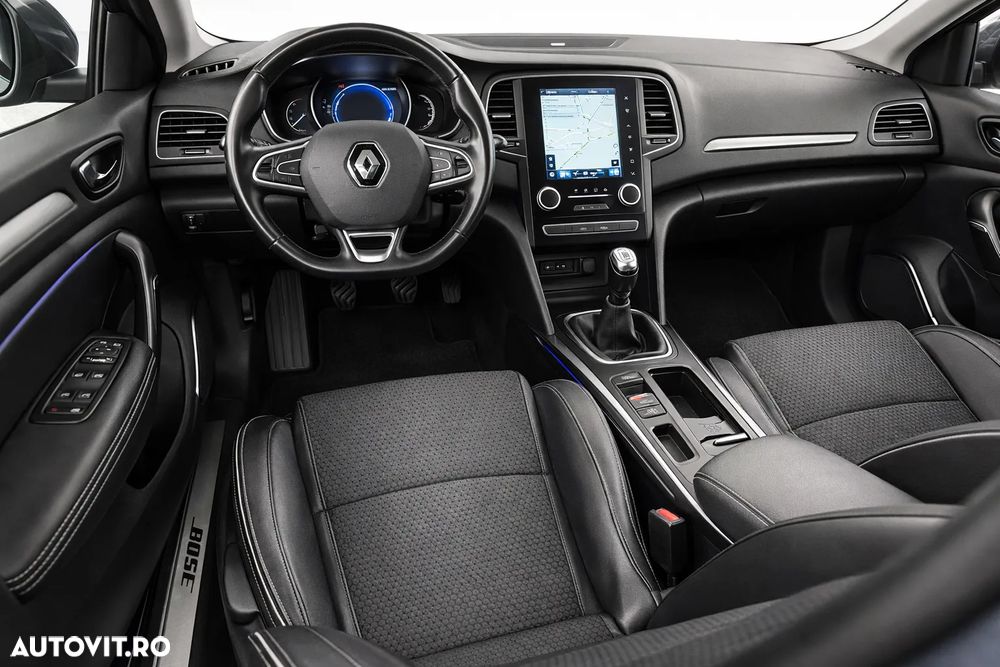 Renault Megane ENERGY TCe 130 BOSE EDITION - 5