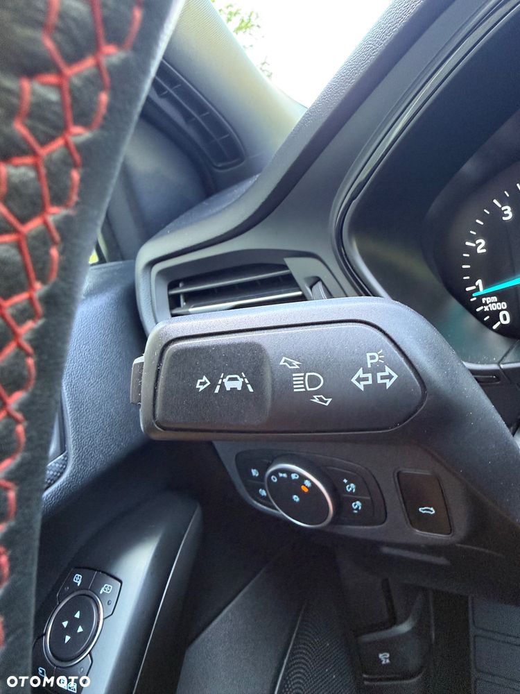 Ford Focus 1.5 EcoBoost STart-Stopp-System ST-LINE - 29