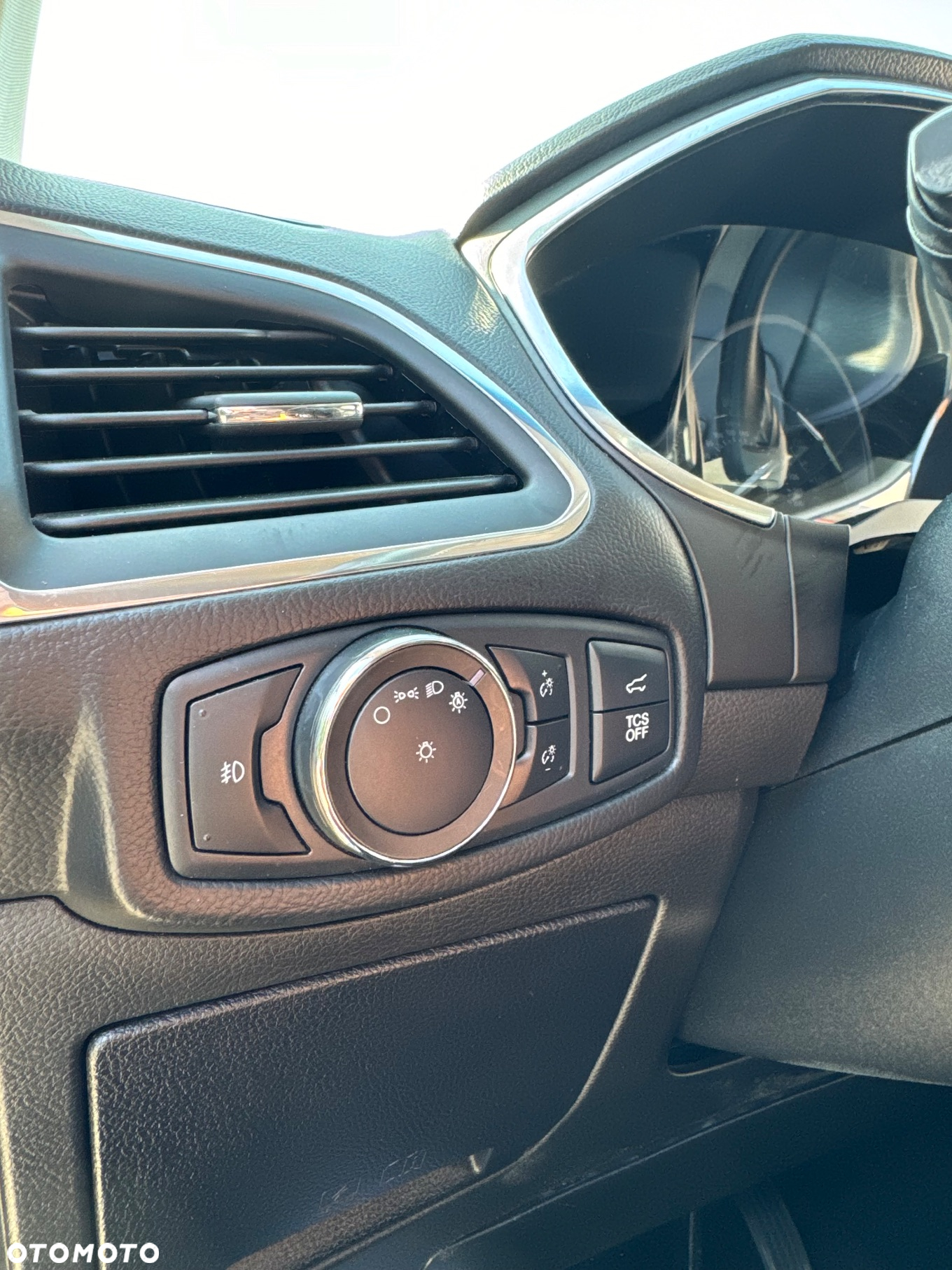 Ford Edge - 13