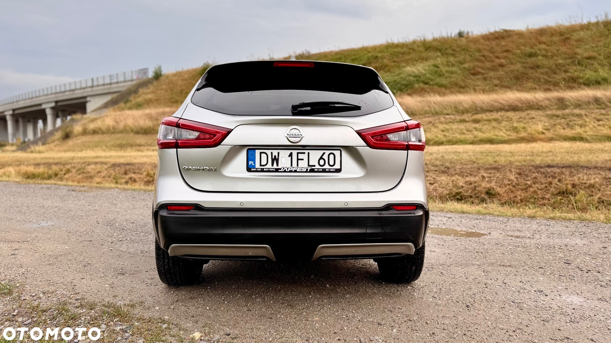 Nissan Qashqai 1.3 DIG-T N-Connecta - 8
