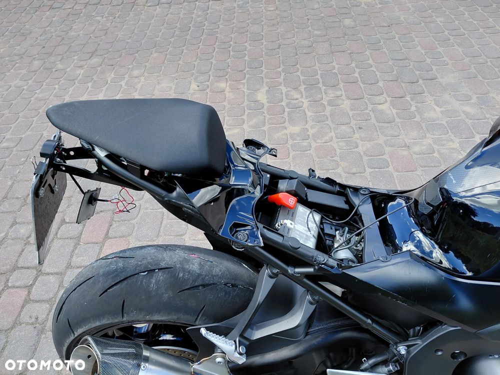 Honda CBR - 12