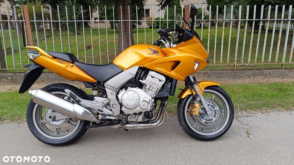 Honda CBF - 10