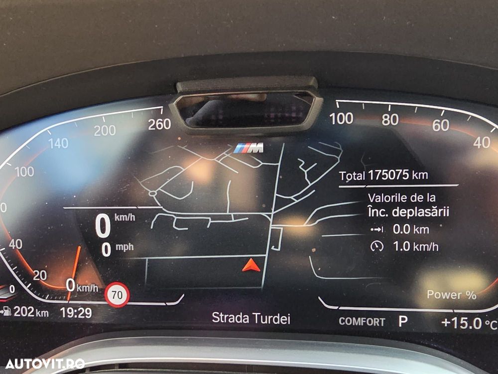 BMW Seria 7 740d xDrive MHEV - 10