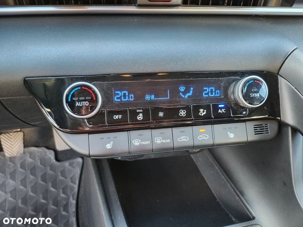 Hyundai Elantra 1.6 Smart - 31