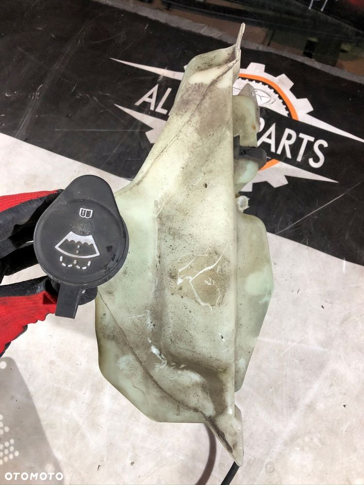 zbiorniczek spryskiwaczy hummer h2 03-09 - 3