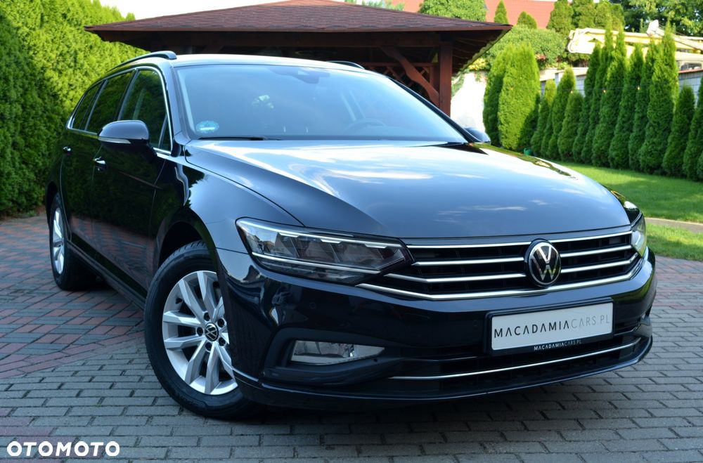 Volkswagen Passat 2.0 TDI SCR DSG Business - 1