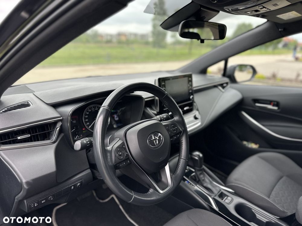 Toyota Corolla 1.8 Hybrid Comfort - 12