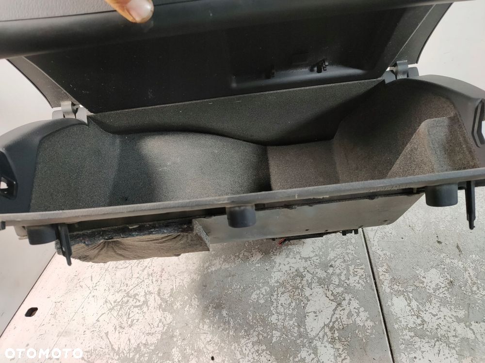 schowek pasażera audi a4 b6 czarny soul - 3