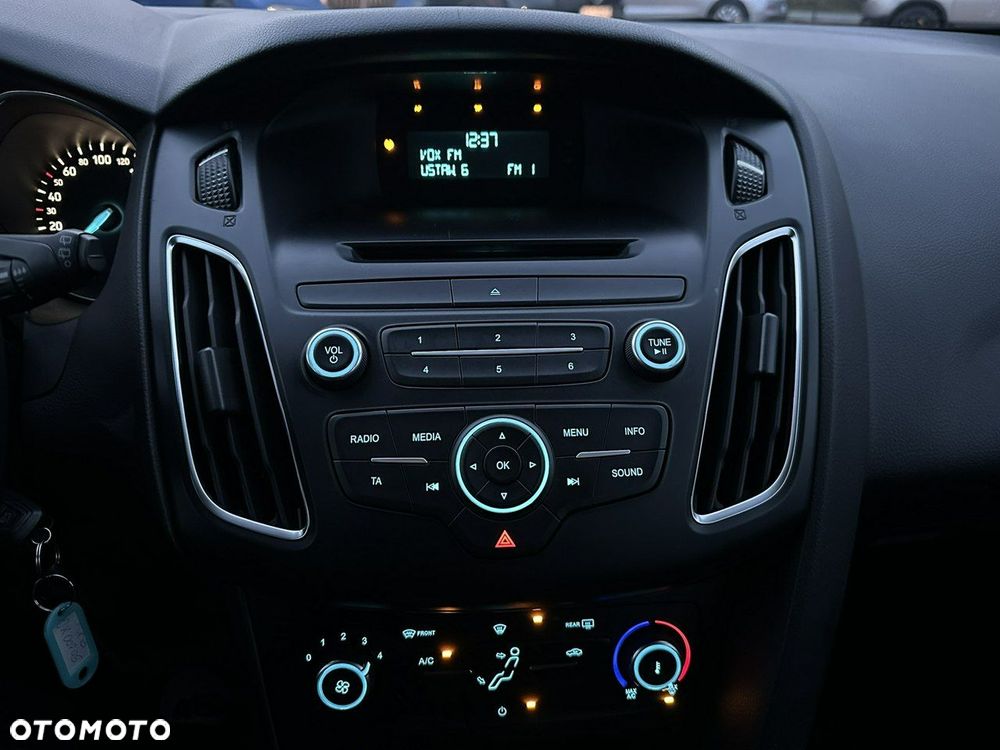 Ford Focus 1.5 EcoBlue SCR Trend - 24