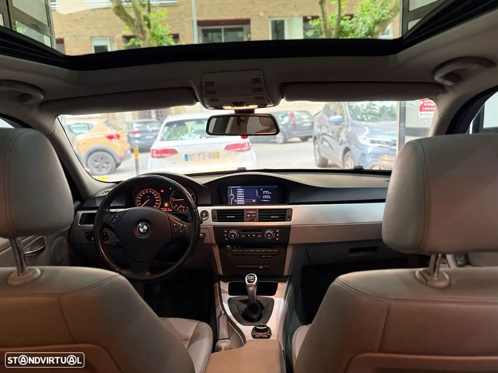 BMW 320 d Navigation - 30