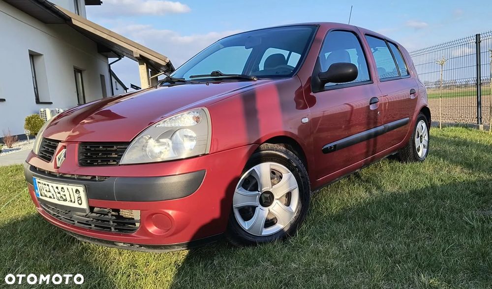 Renault Clio - 2