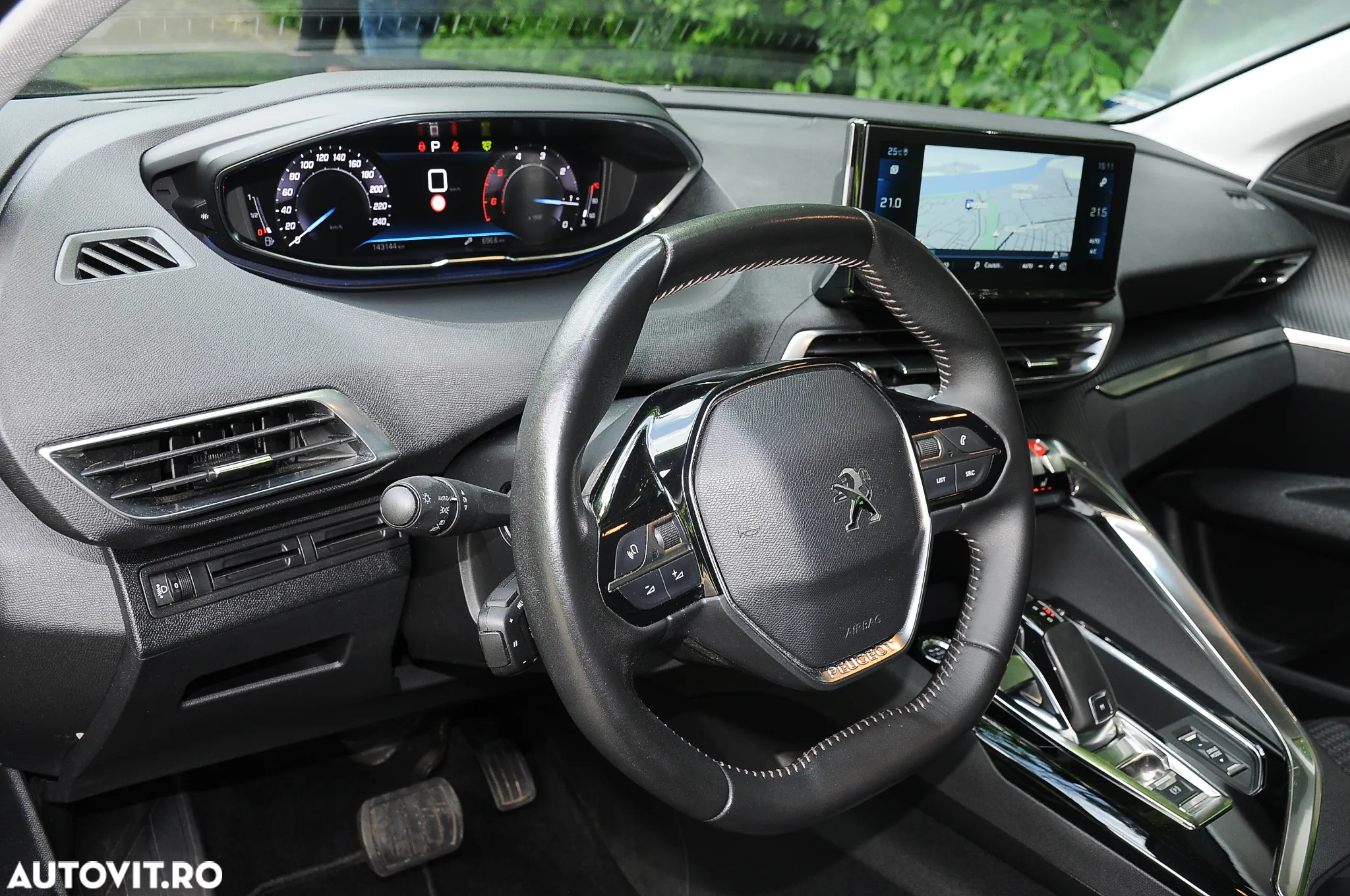 Peugeot 3008 BlueHDi 130 Stop & Start EAT8 Active Pack - 9