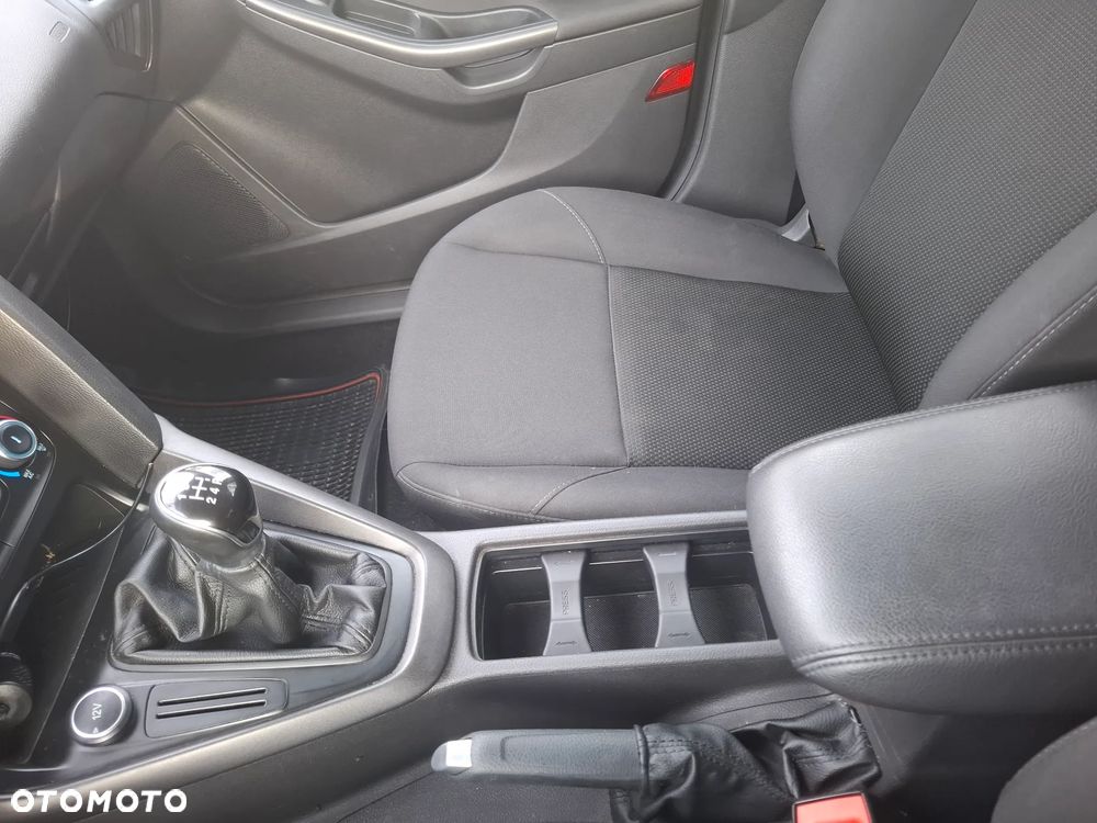 Ford Focus 1.6 Gold X - 22