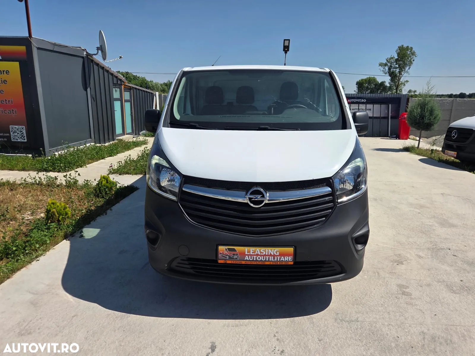 Opel Vivaro L2H1 - 3