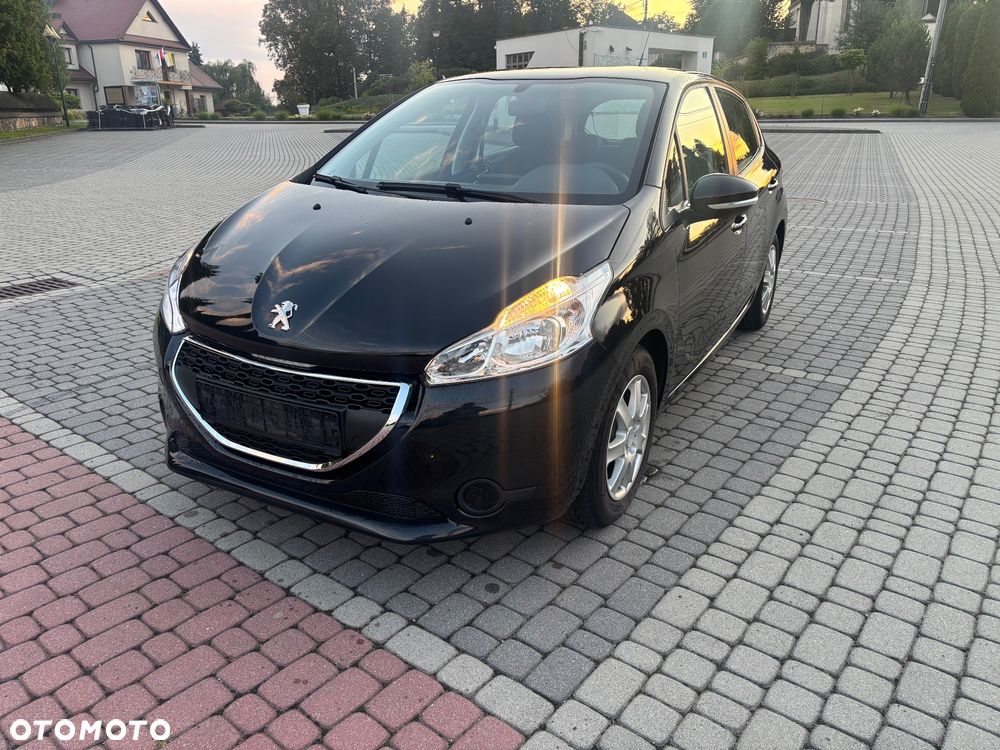 Peugeot 208 PureTech 82 Style - 2