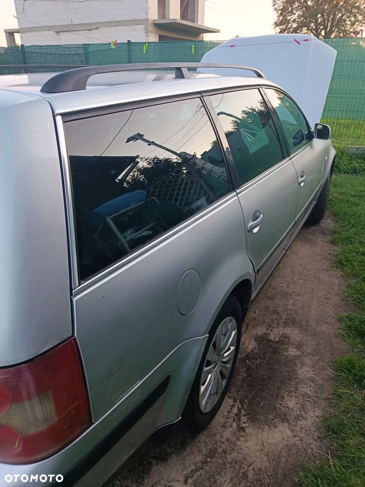 Volkswagen Passat 1.9 TDI Basis - 29