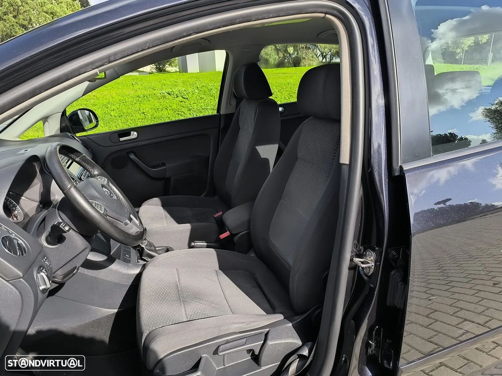 VW Golf Plus 1.6 TDi Highline - 8