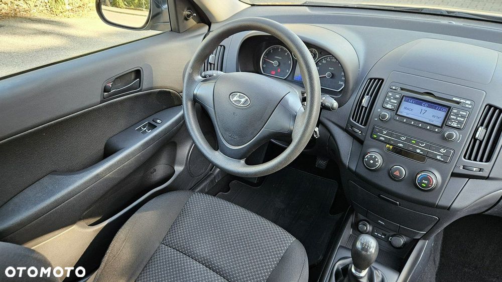 Hyundai i30 1.6 CRDi FIFA WM Edition - 20