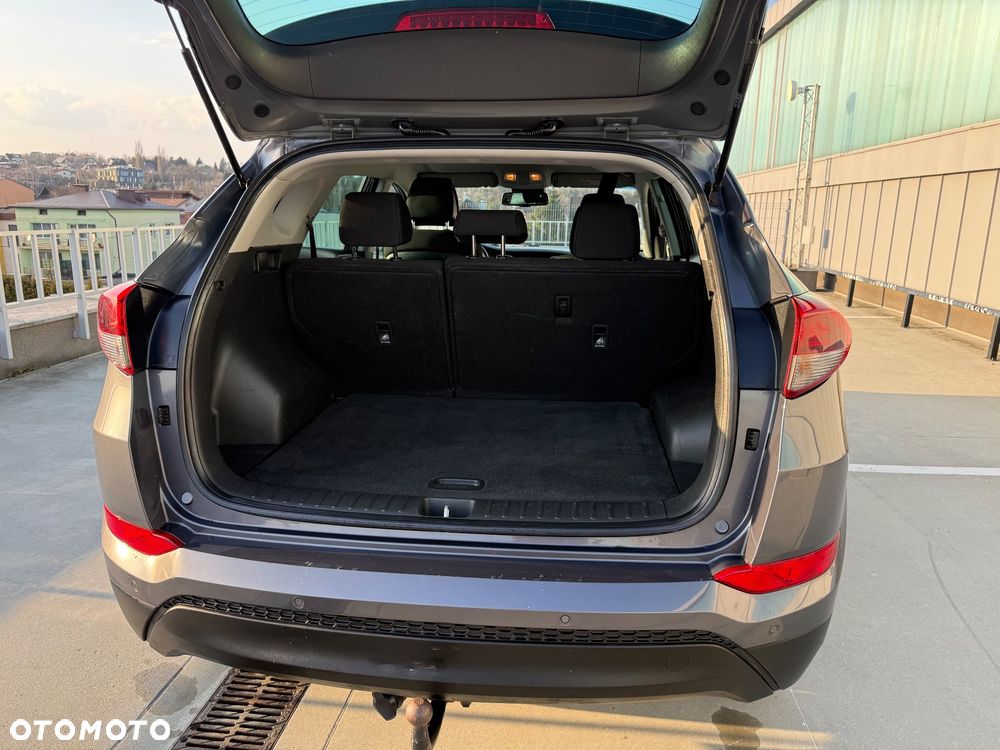 Hyundai Tucson blue 1.7 CRDi 2WD DCT Advantage - 30