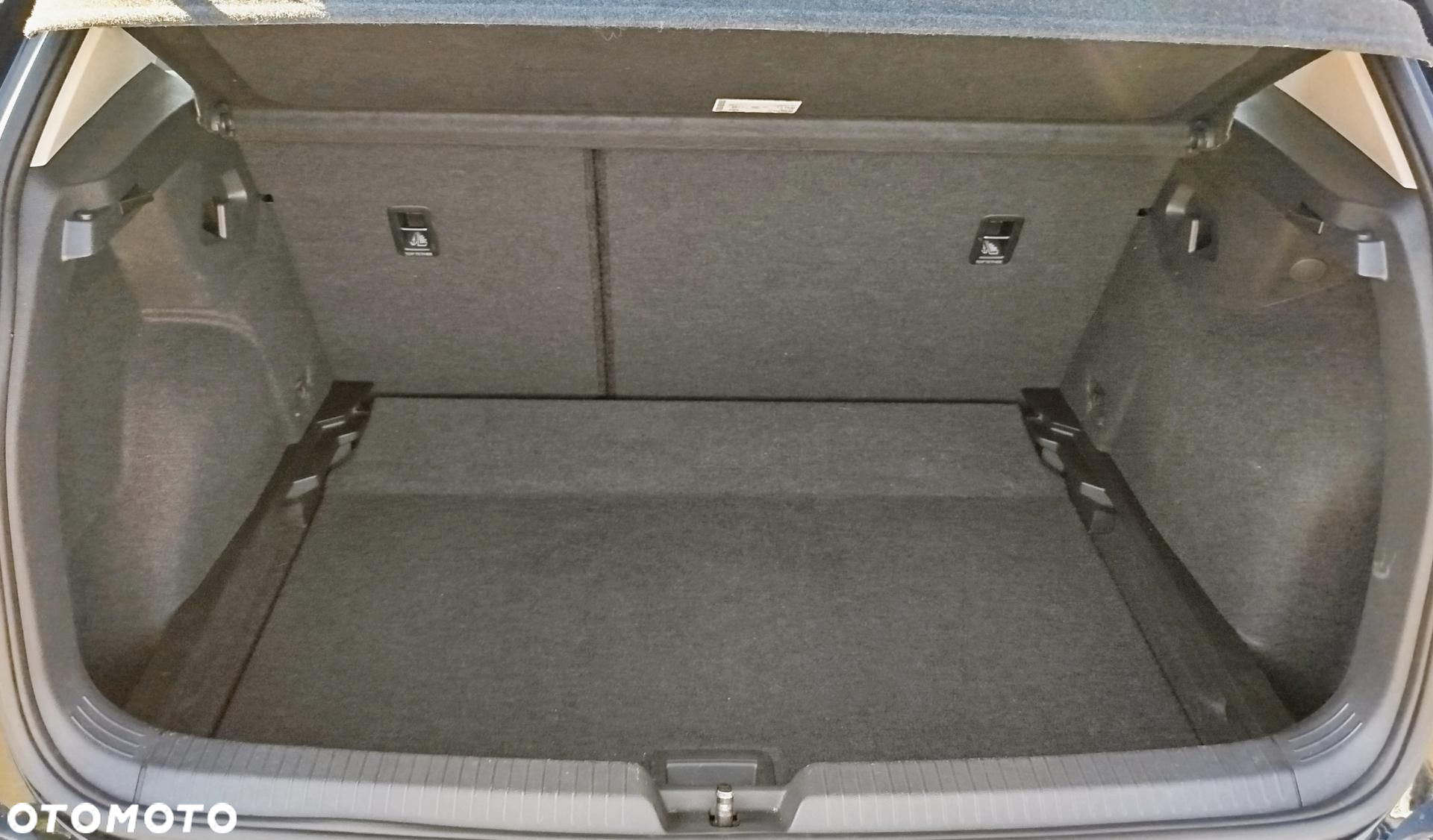 Volkswagen Golf VIII 1.0 TSI - 16