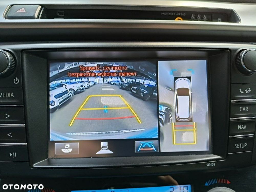 Toyota RAV4 2.5 4x4 Hybrid Executive - 28