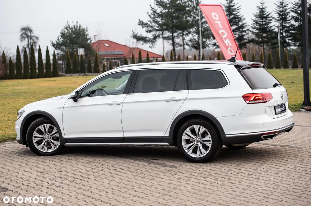 Volkswagen Passat Alltrack - 14