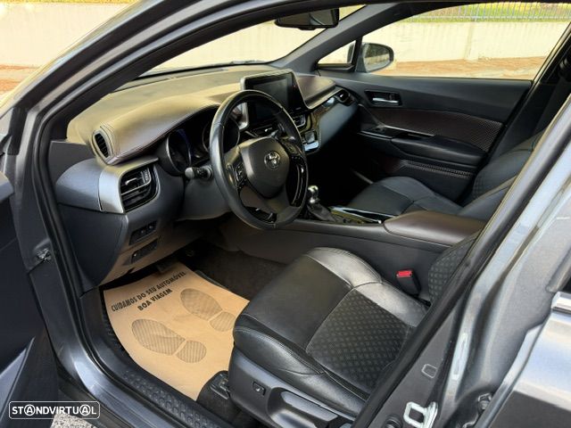 Toyota C-HR 1.8 HSD Exclusive+P.Luxury - 19