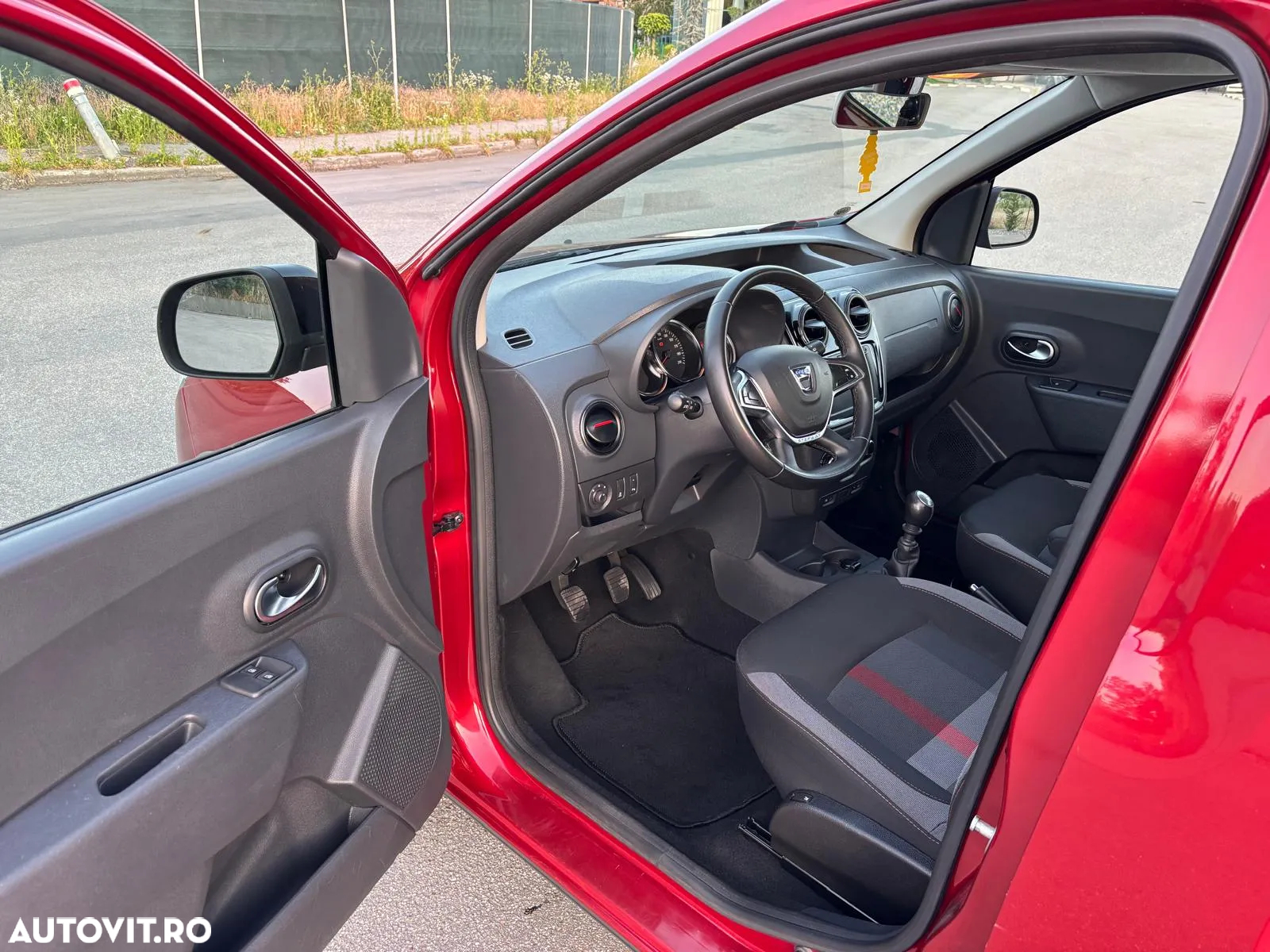 Dacia Dokker 1.5 Blue dCi SL Techroad - 9
