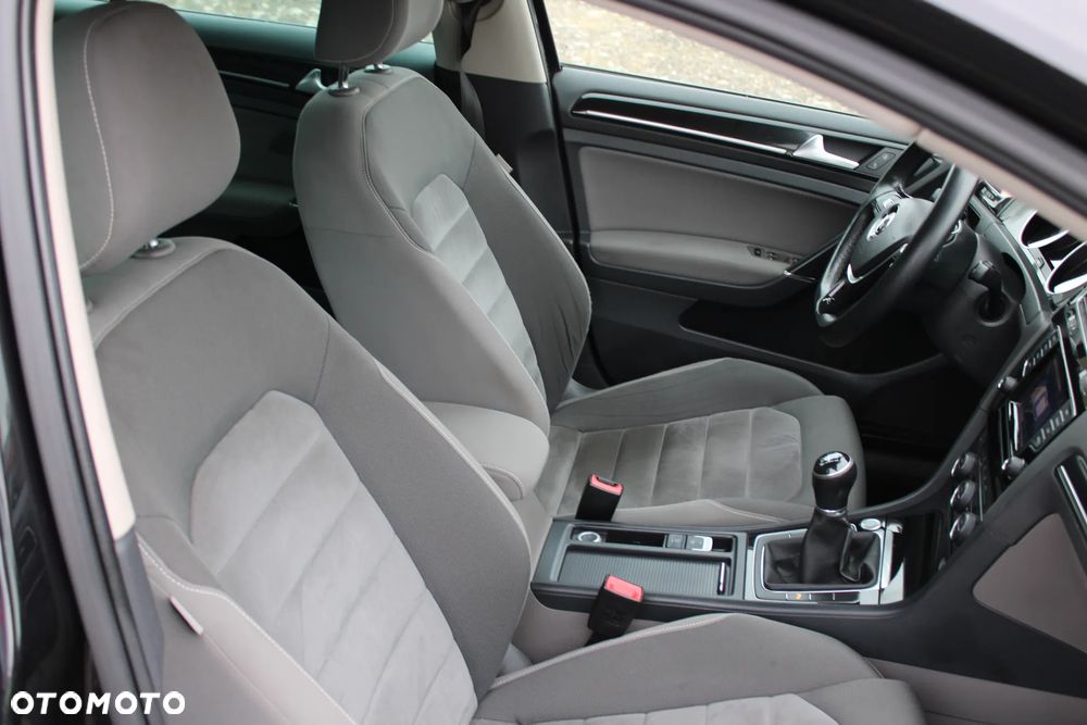 Volkswagen Golf 2.0 BlueTDI Highline - 21
