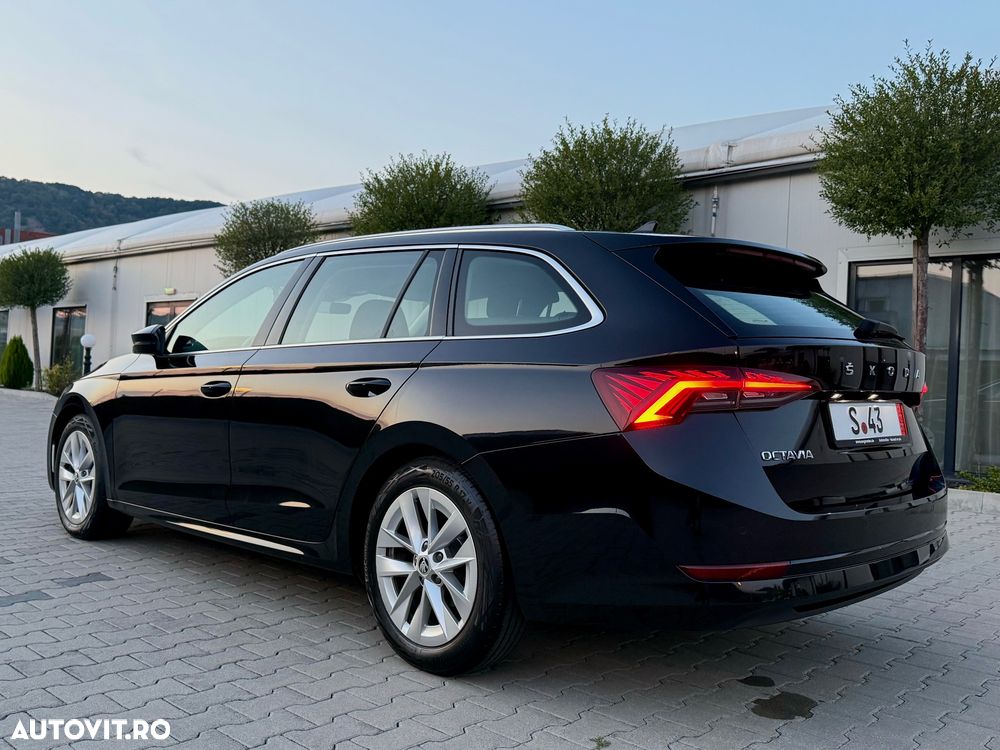 Skoda Octavia 2.0 TDI STYLE DSG - 6