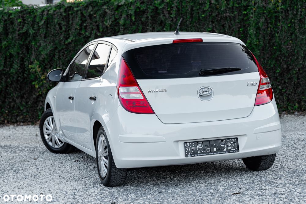 Hyundai i30 1.4 Classic - 9