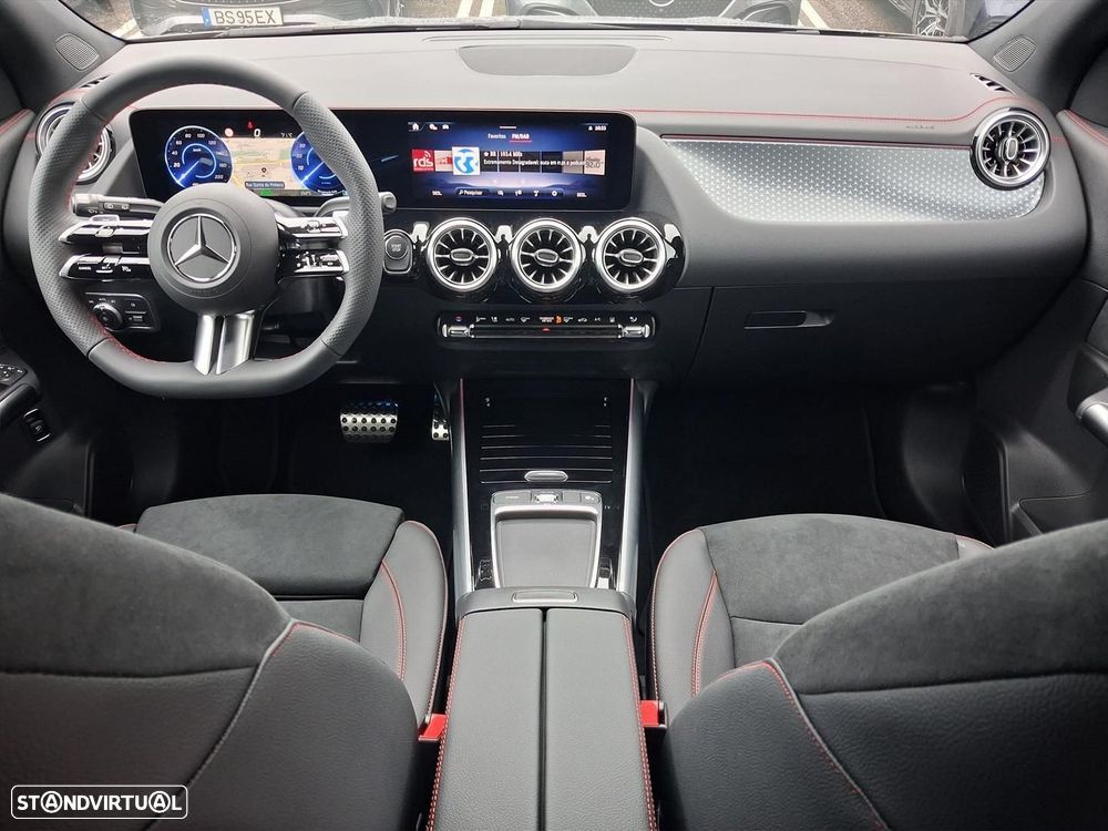 Mercedes-Benz EQA 250+ AMG Line - 17