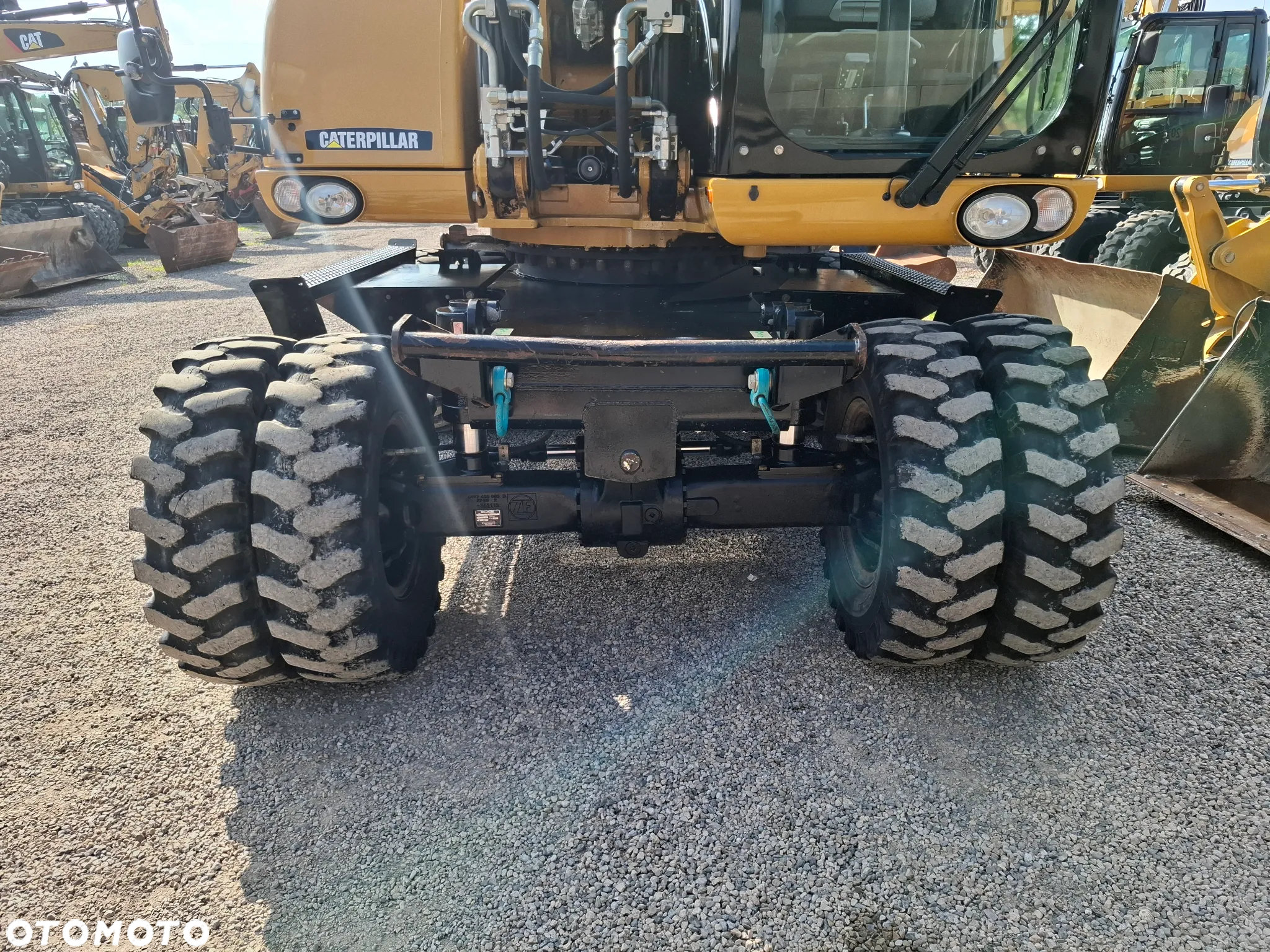 Caterpillar CAT M 318 D - 23