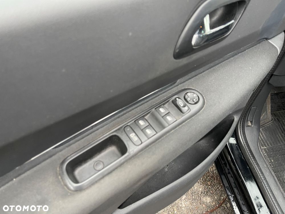 Peugeot 5008 HDI FAP 115 Style - 12