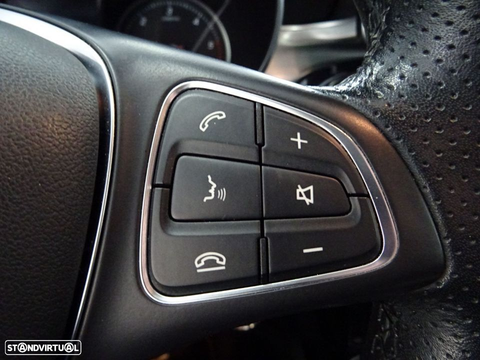 Mercedes-Benz C 180 BlueTEC Avantgarde - 25