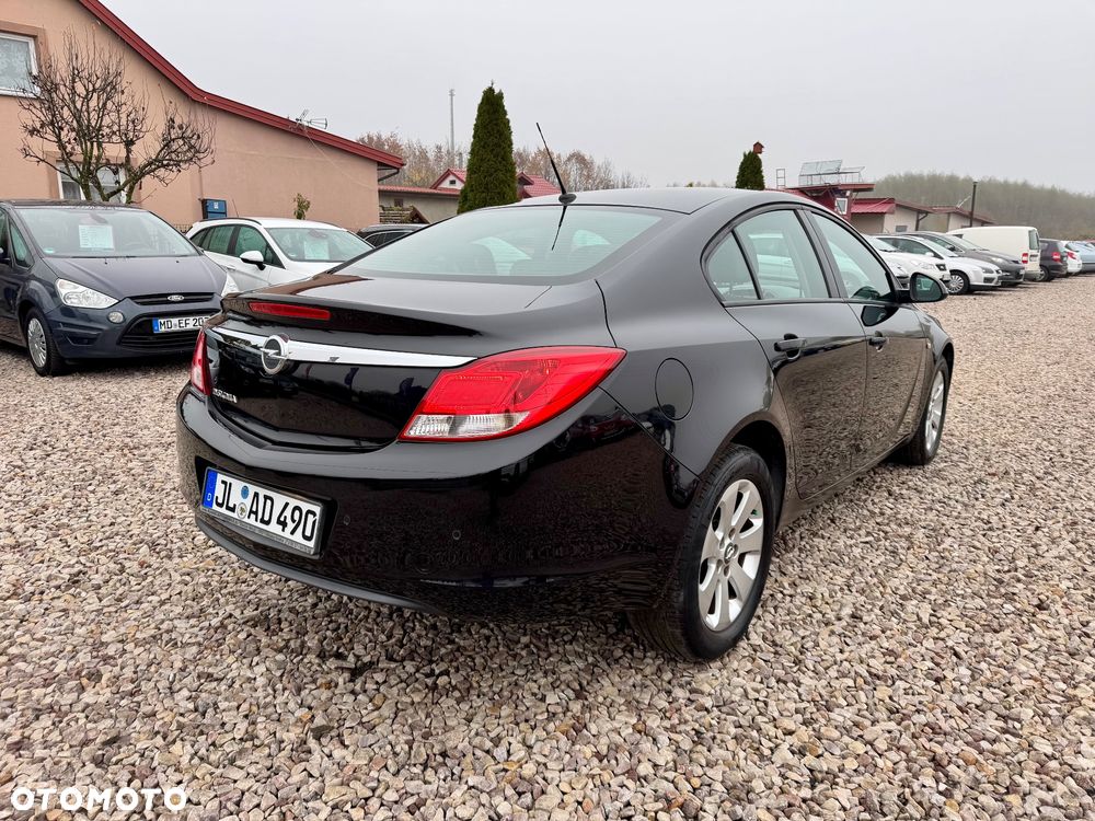 Opel Insignia 1.8 - 6