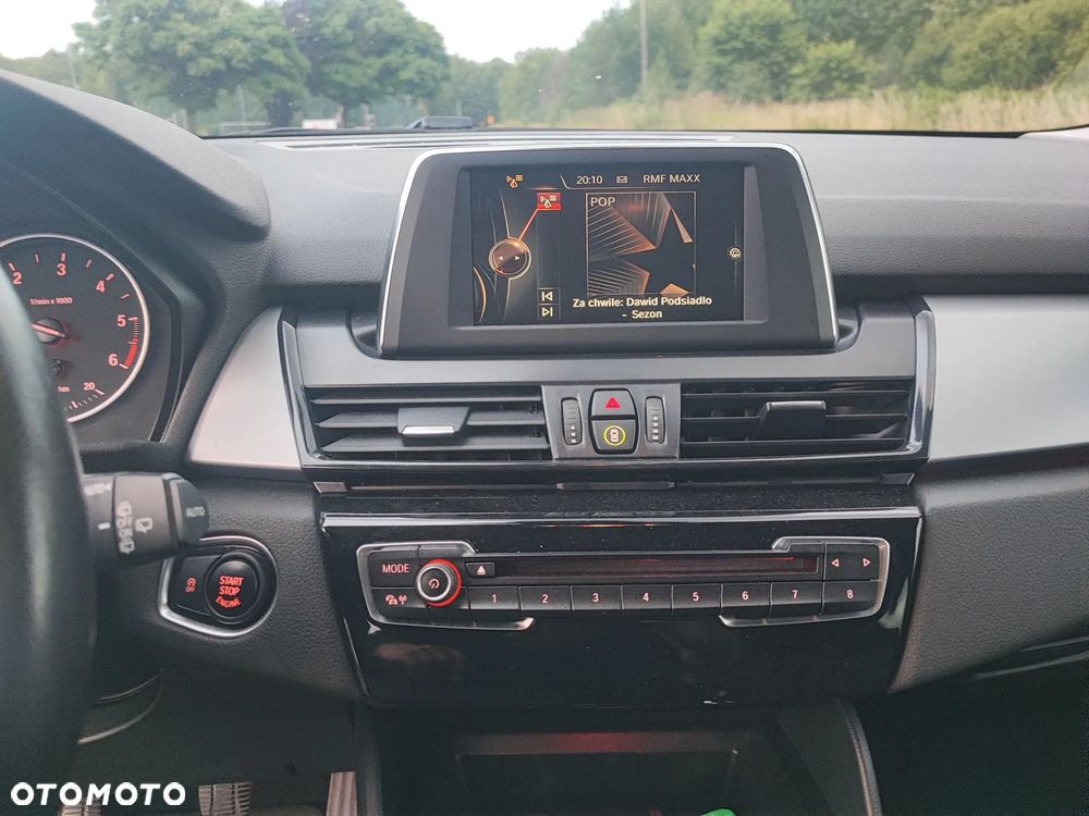 BMW Seria 2 216d Advantage - 38