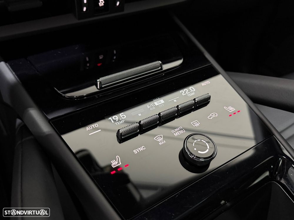 Porsche Cayenne Coupé E-Hybrid - 32