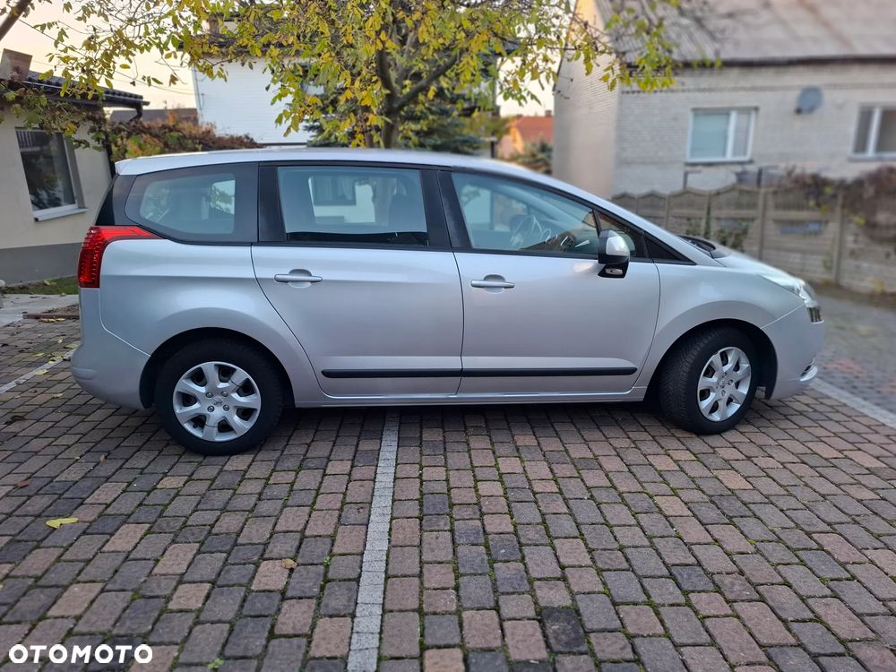 Peugeot 5008 1.6 Access 7os - 3
