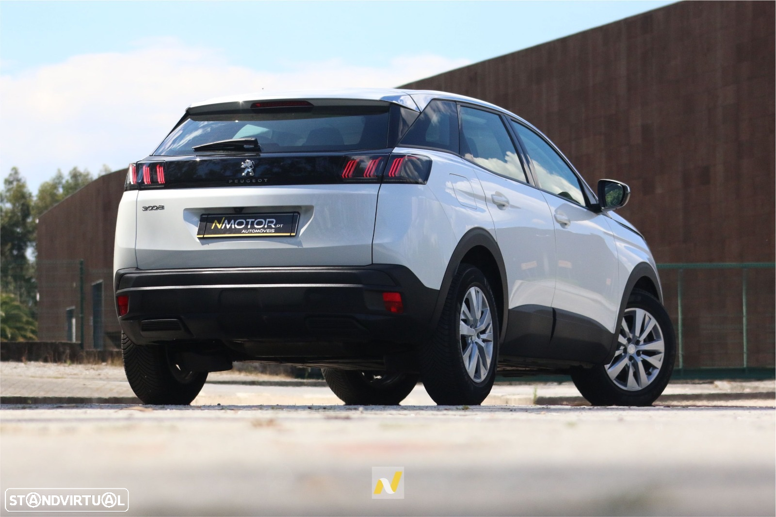 Peugeot 3008 1.2 PureTech Allure EAT8 - 2